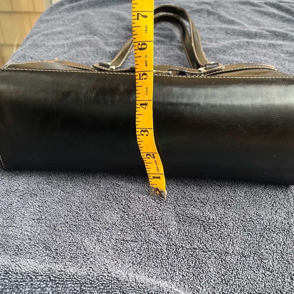 Vintage Giani Bernini black patent leather bag - Picture 9 of 12